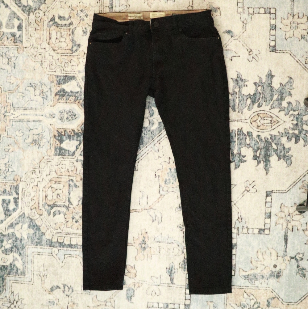 Black skinny jeans 32x32 lightly used